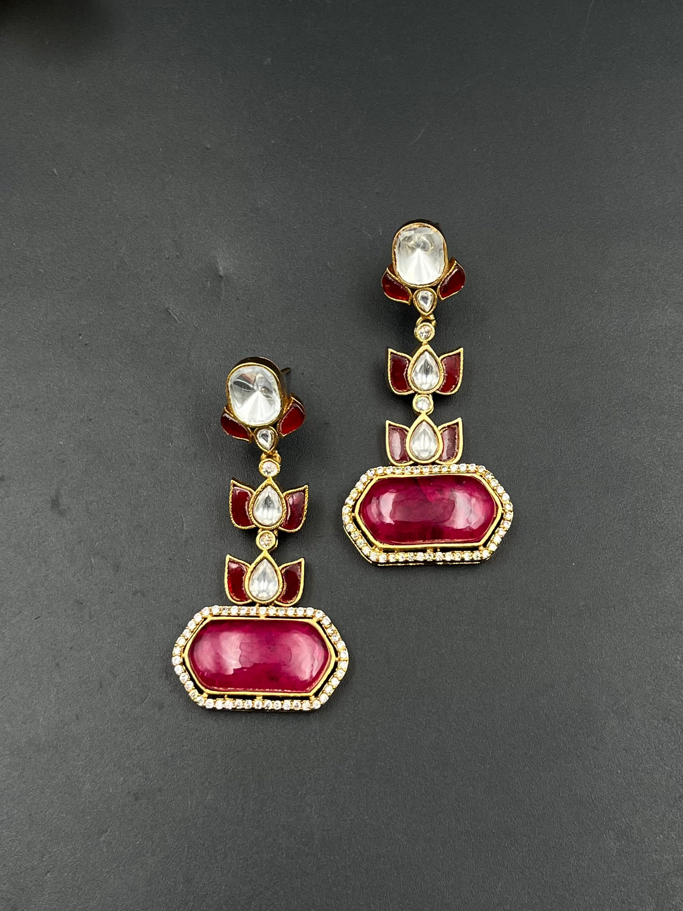 LING EARRING