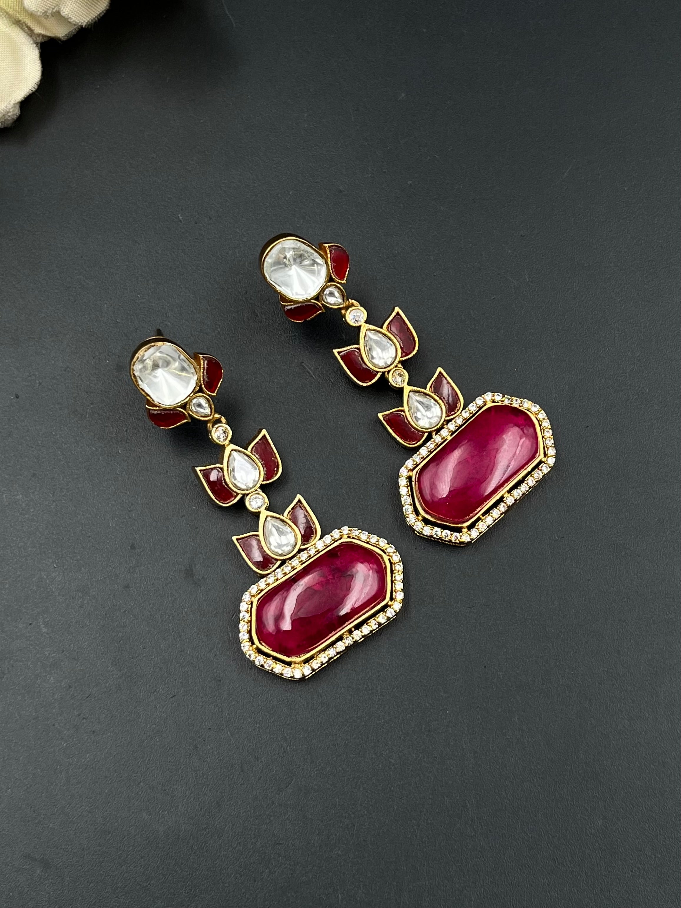 LING EARRING