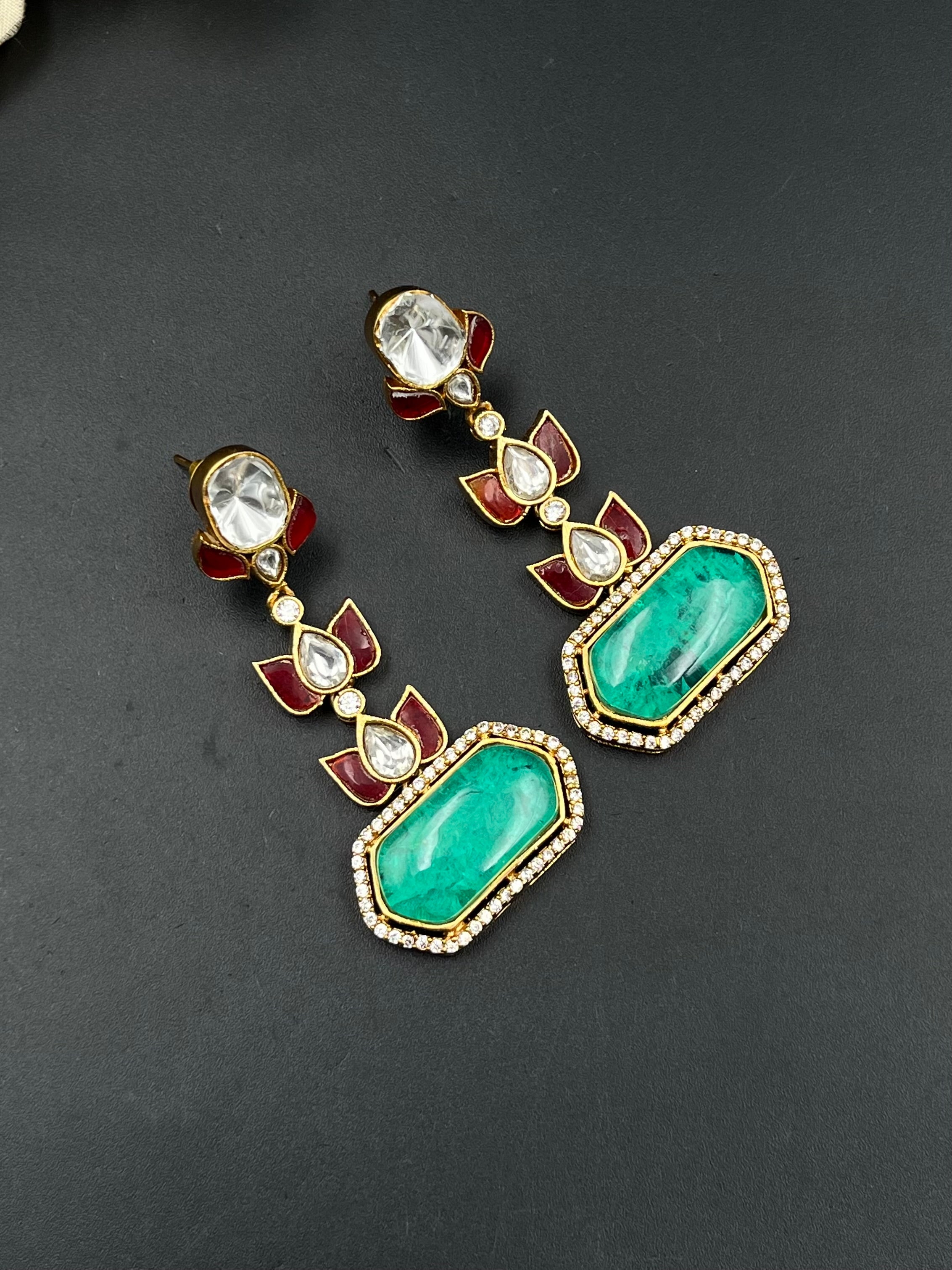 LING EARRING