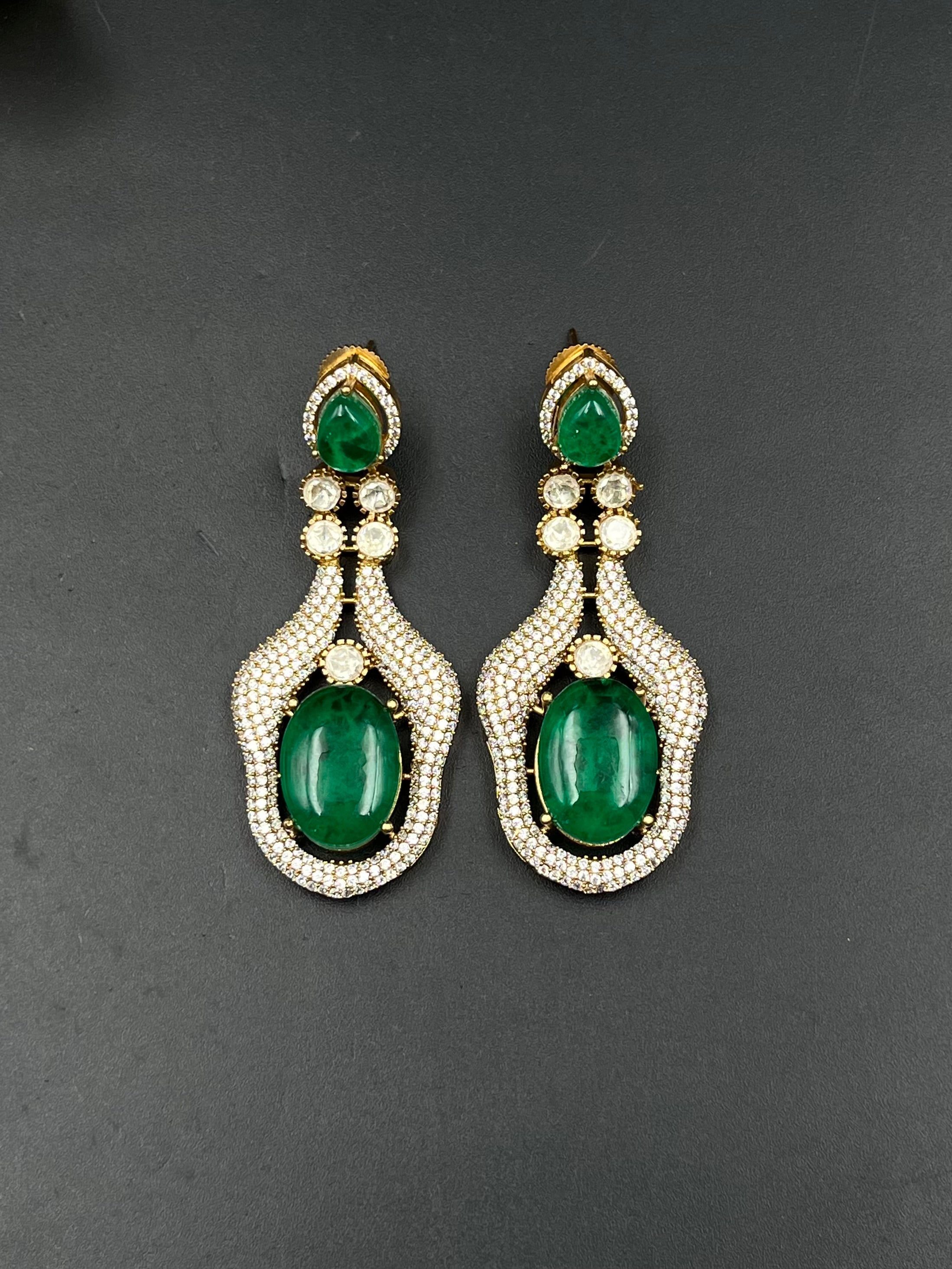 BIYU EARRING