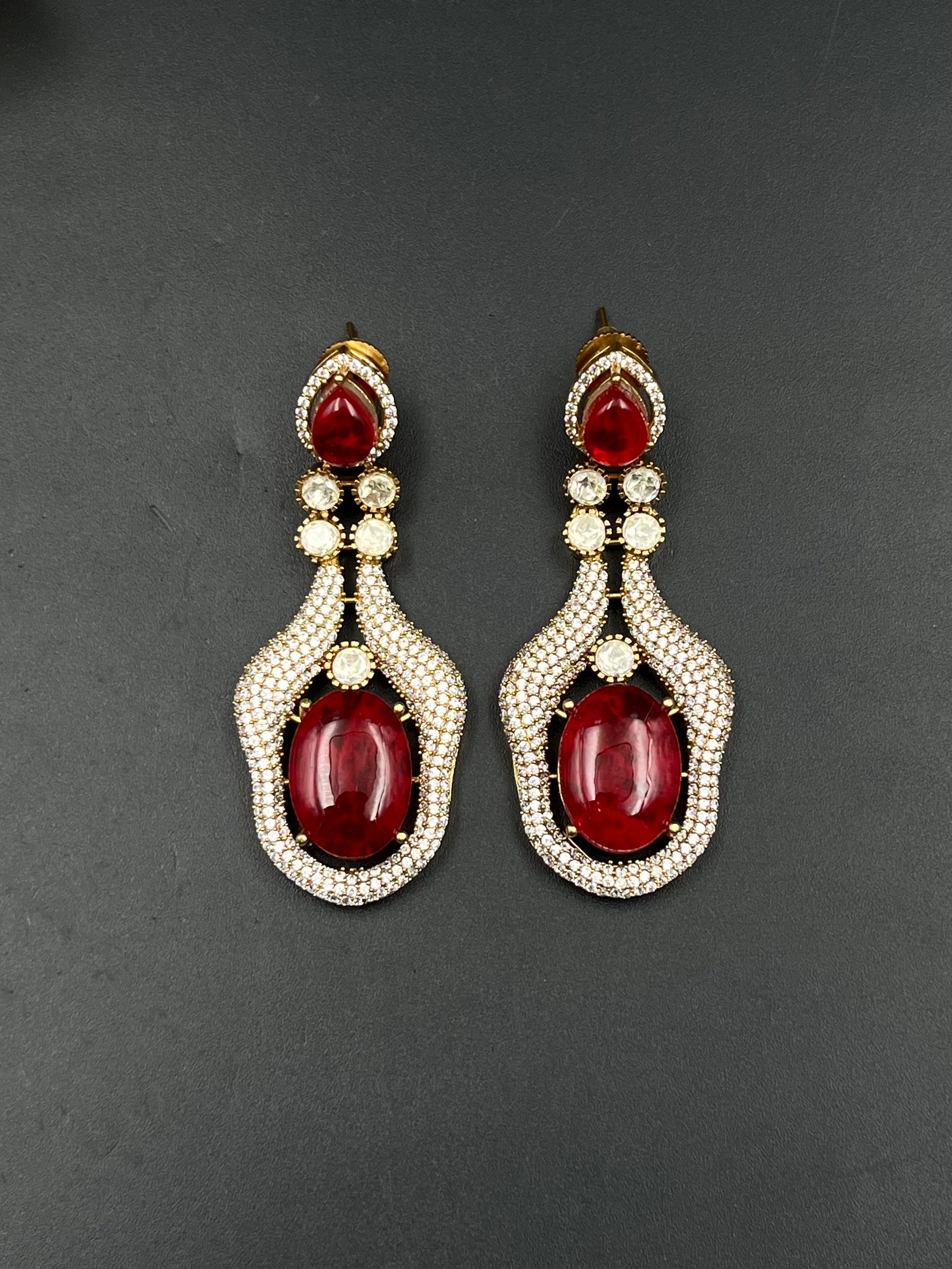BIYU EARRING