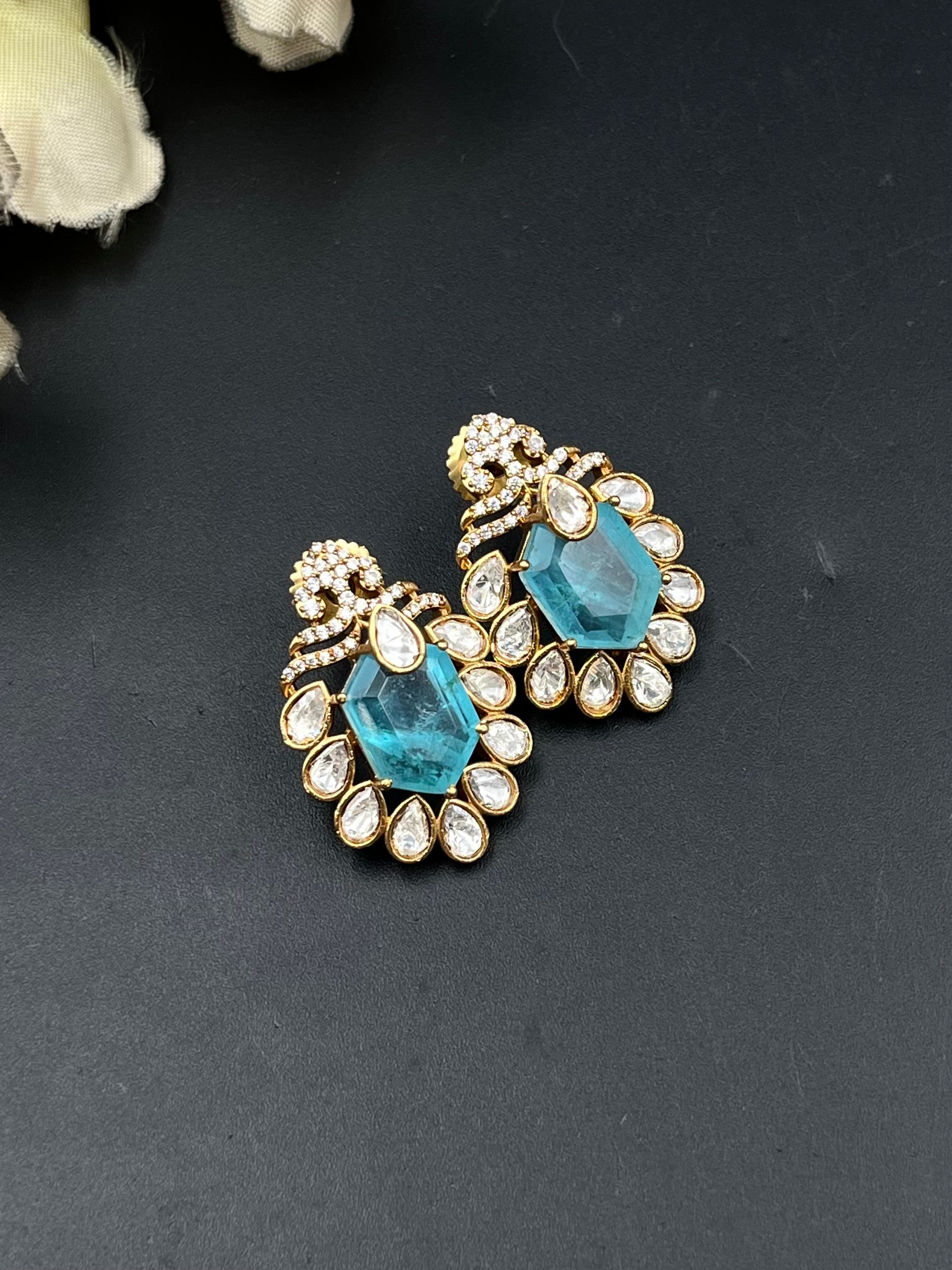 JKIA EARRING