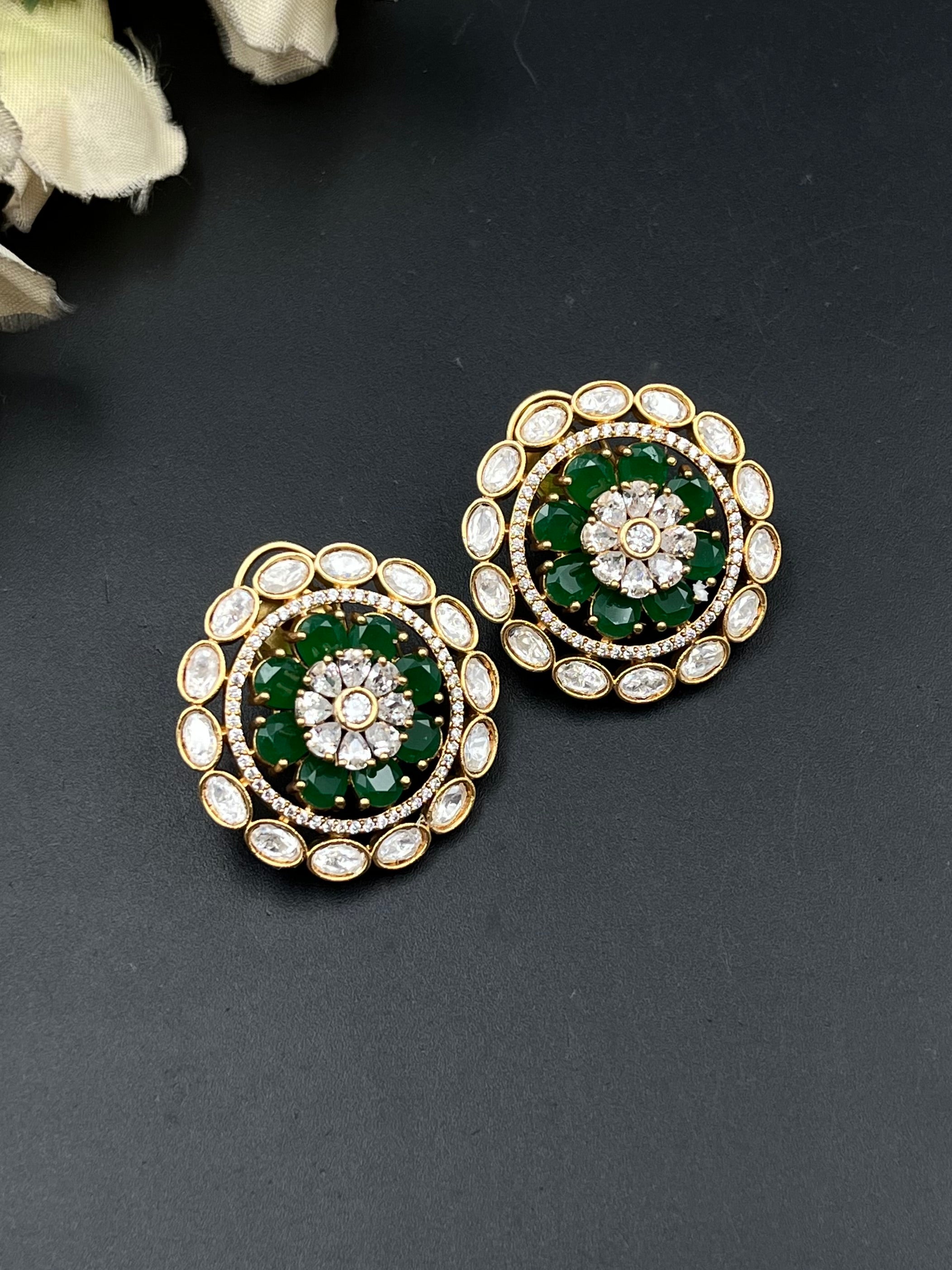 HITA EARRING