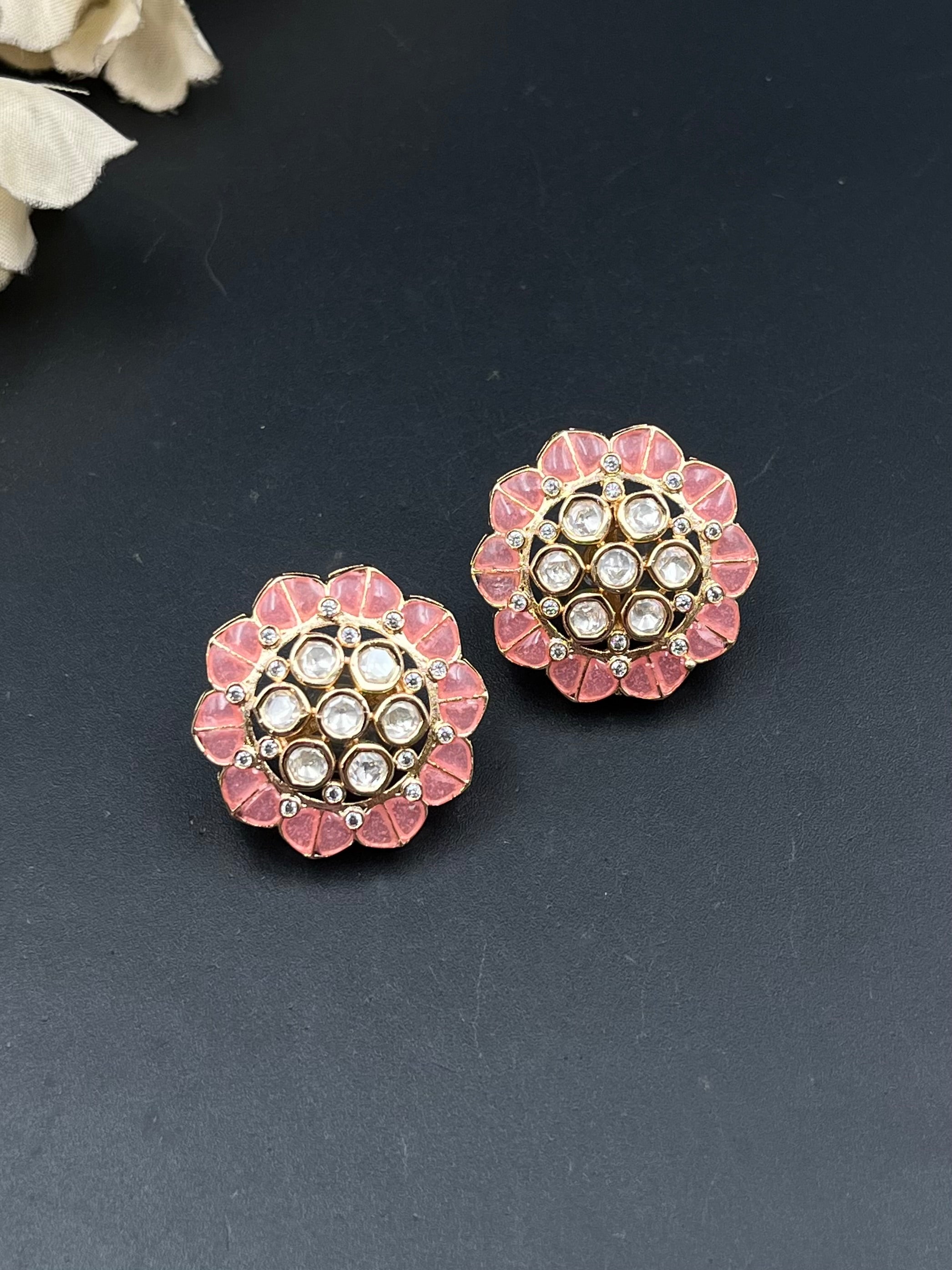 LOYI EARRING