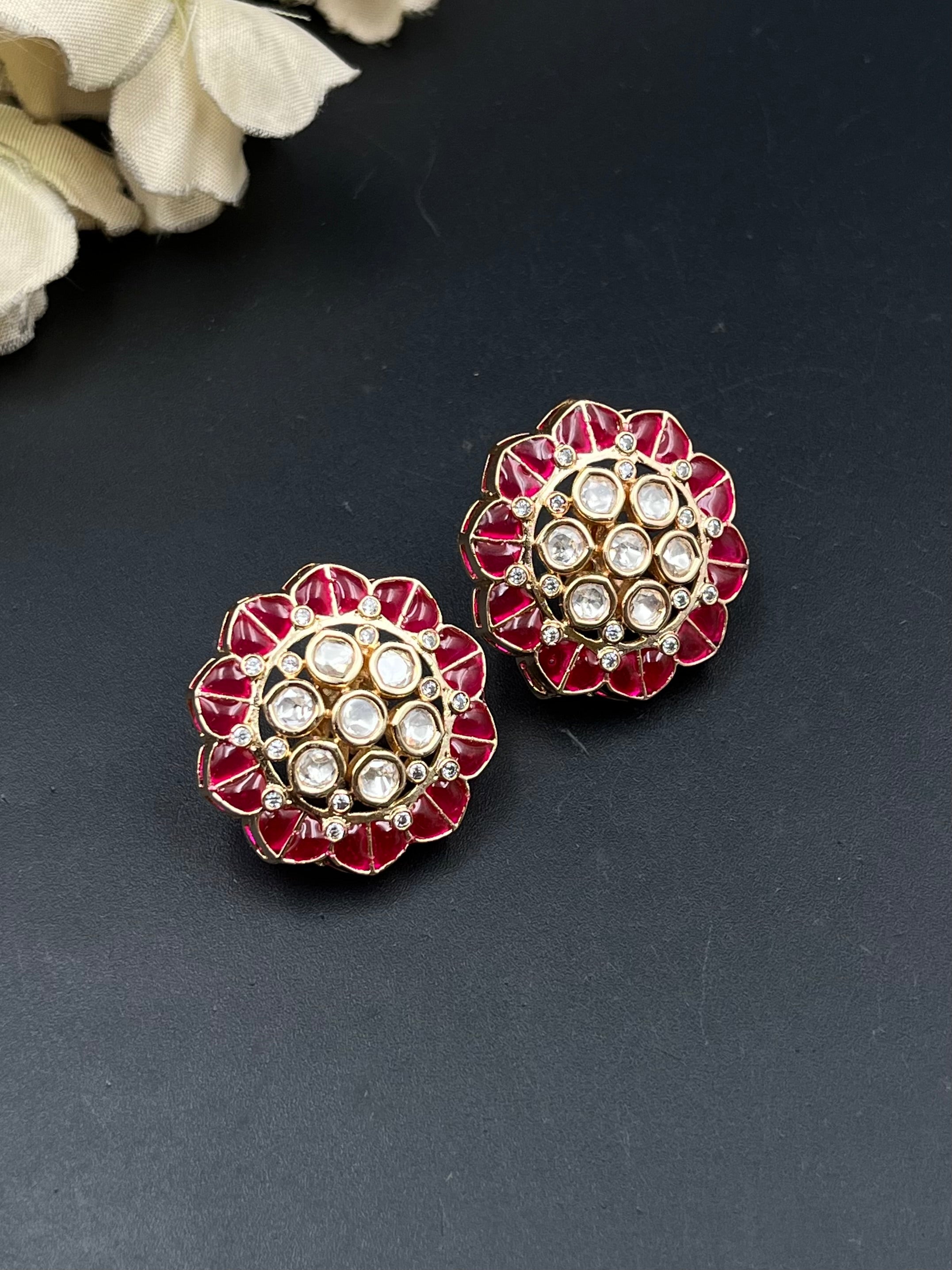 LOYI EARRING