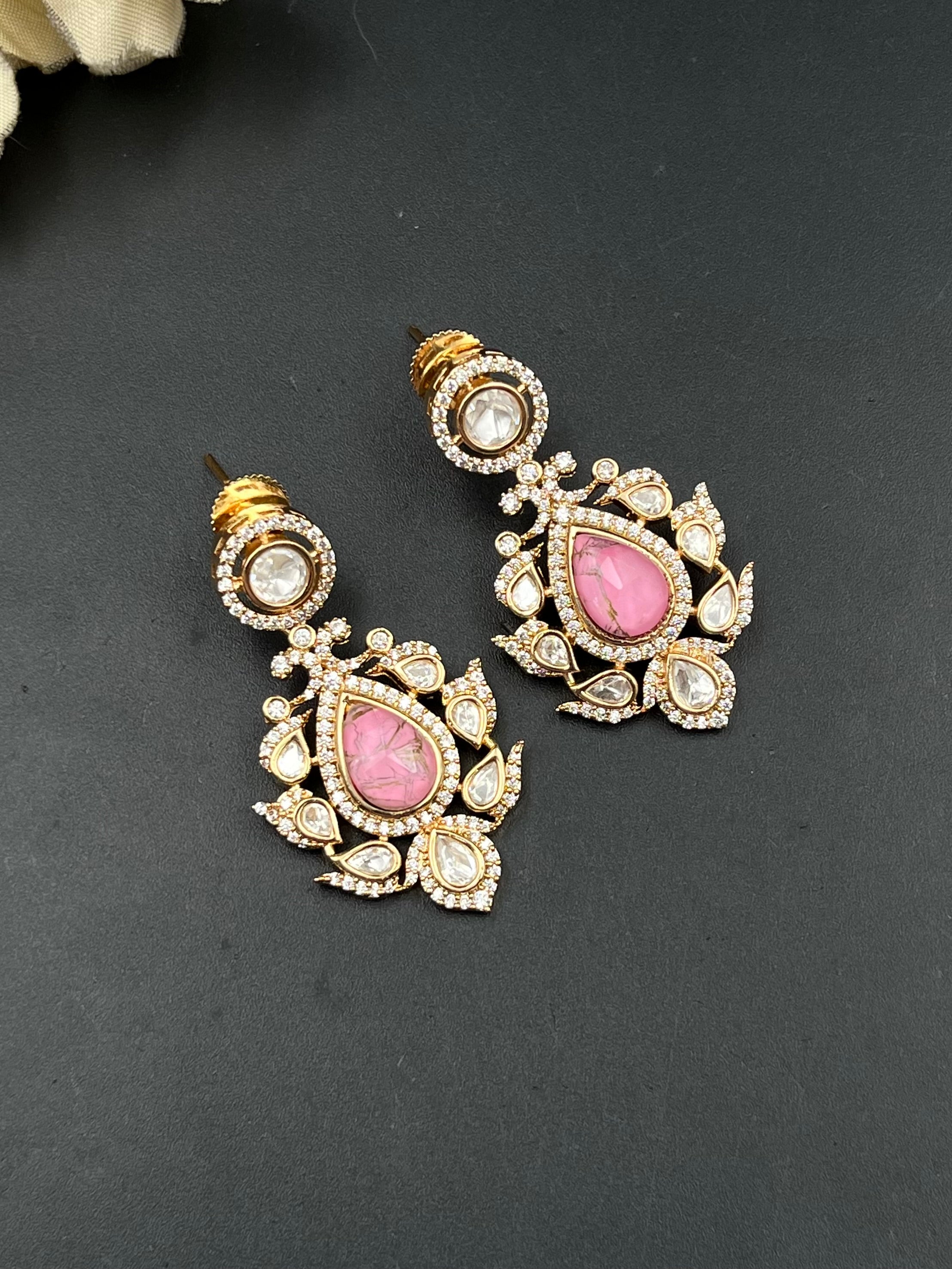 AASHA EARRING