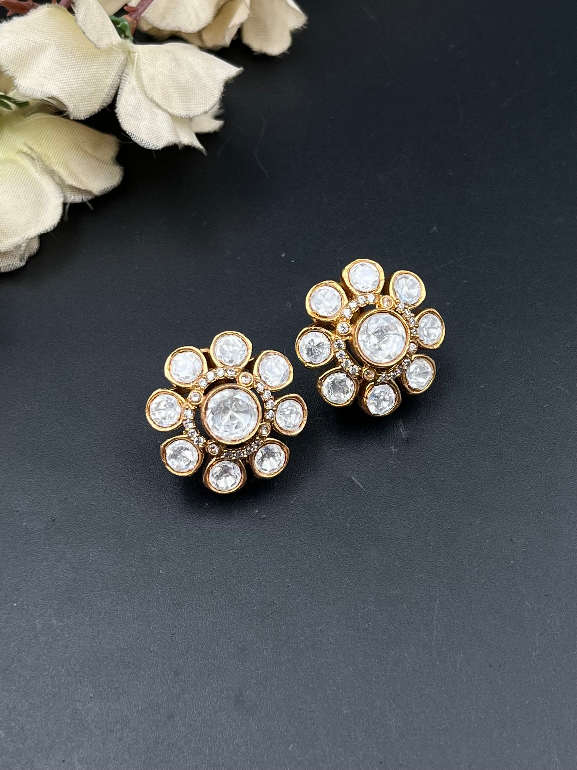 AISHA EARRING
