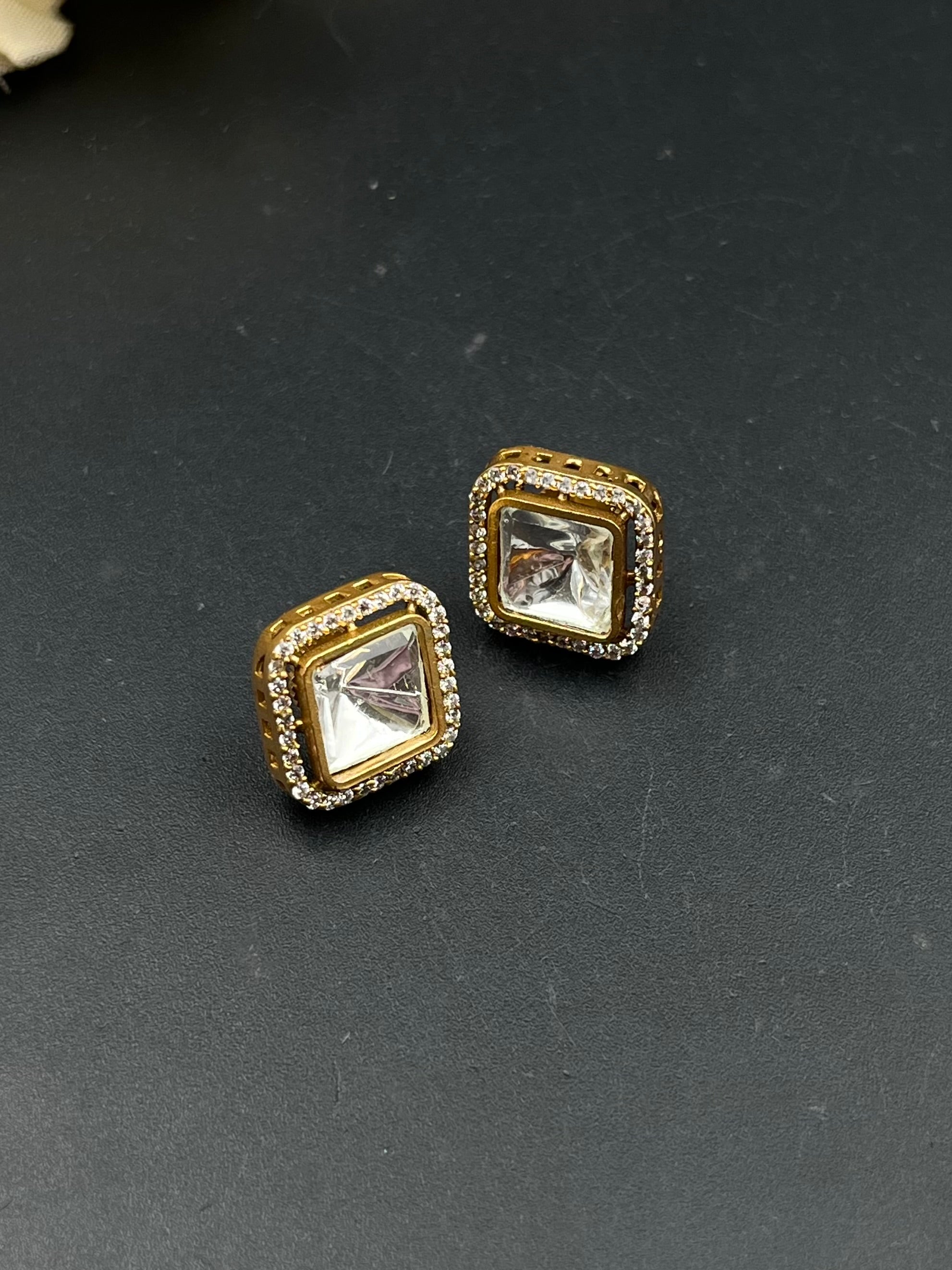 ANAYA EARRING