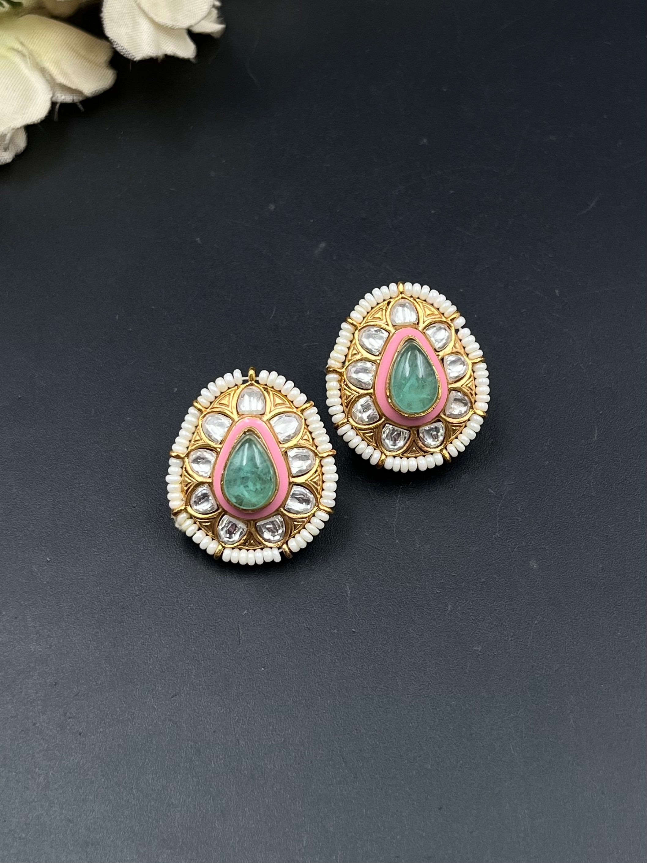 HIYANA EARRING