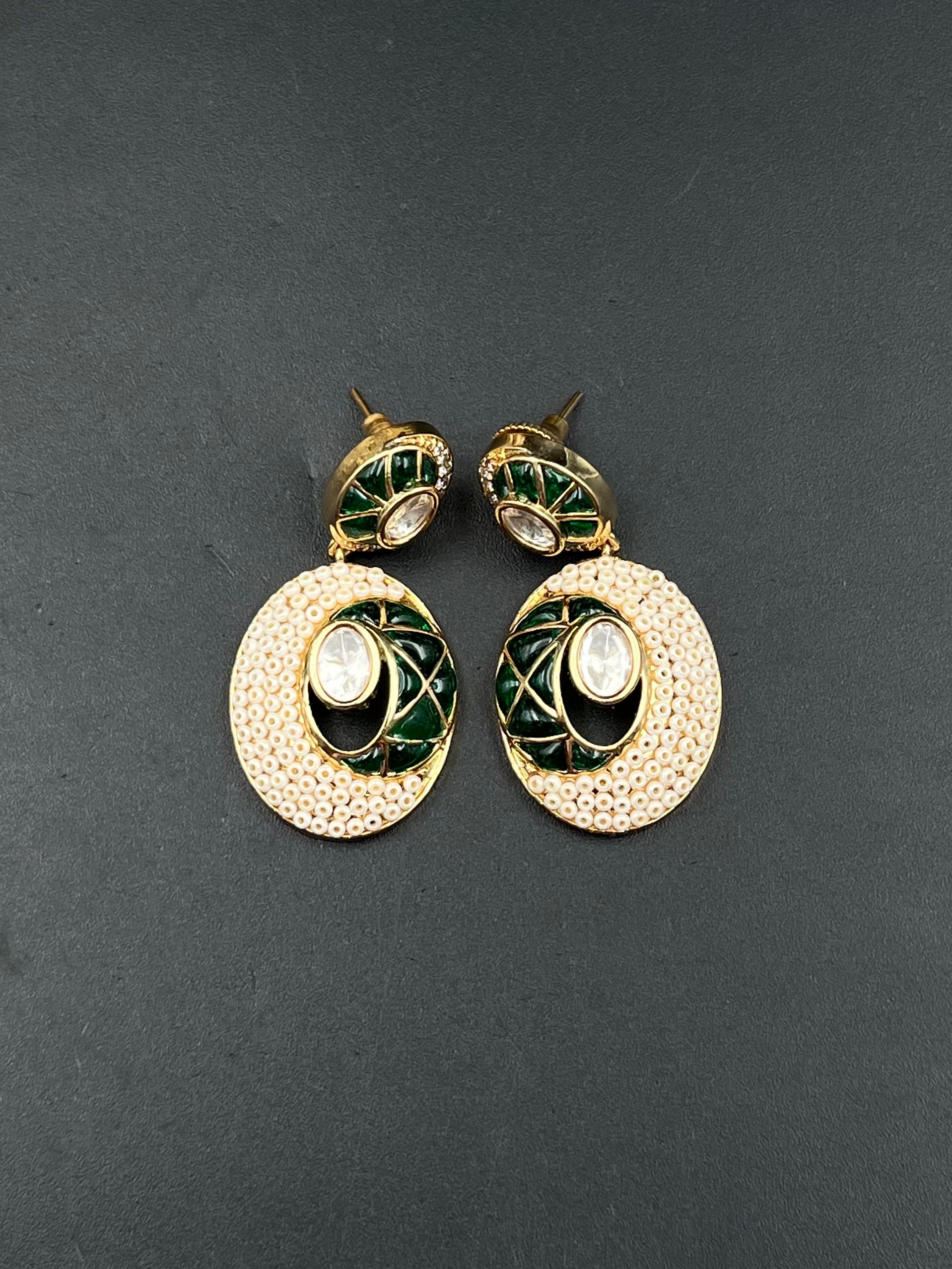MIYAA EARRING
