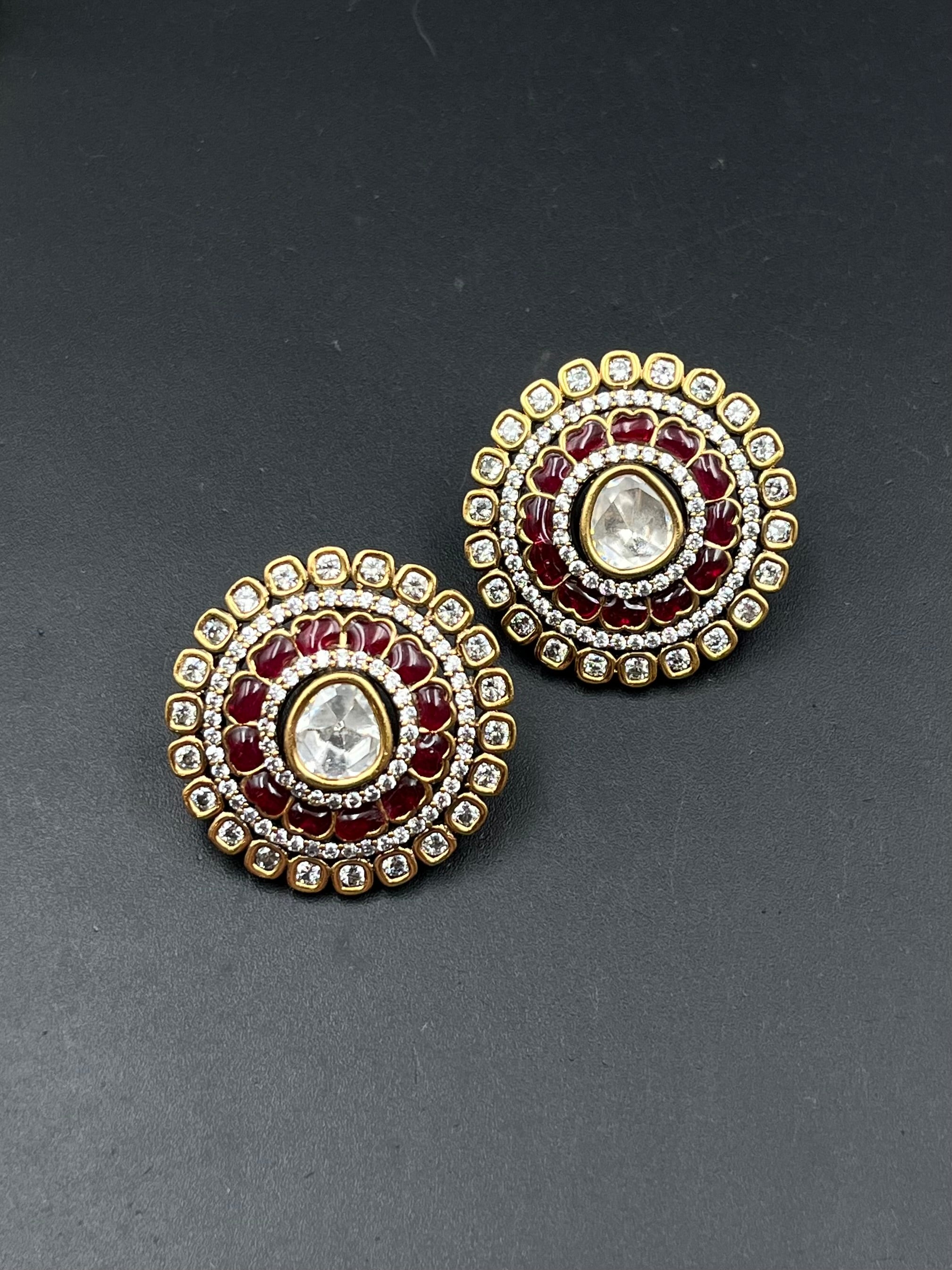 HRINI EARRING