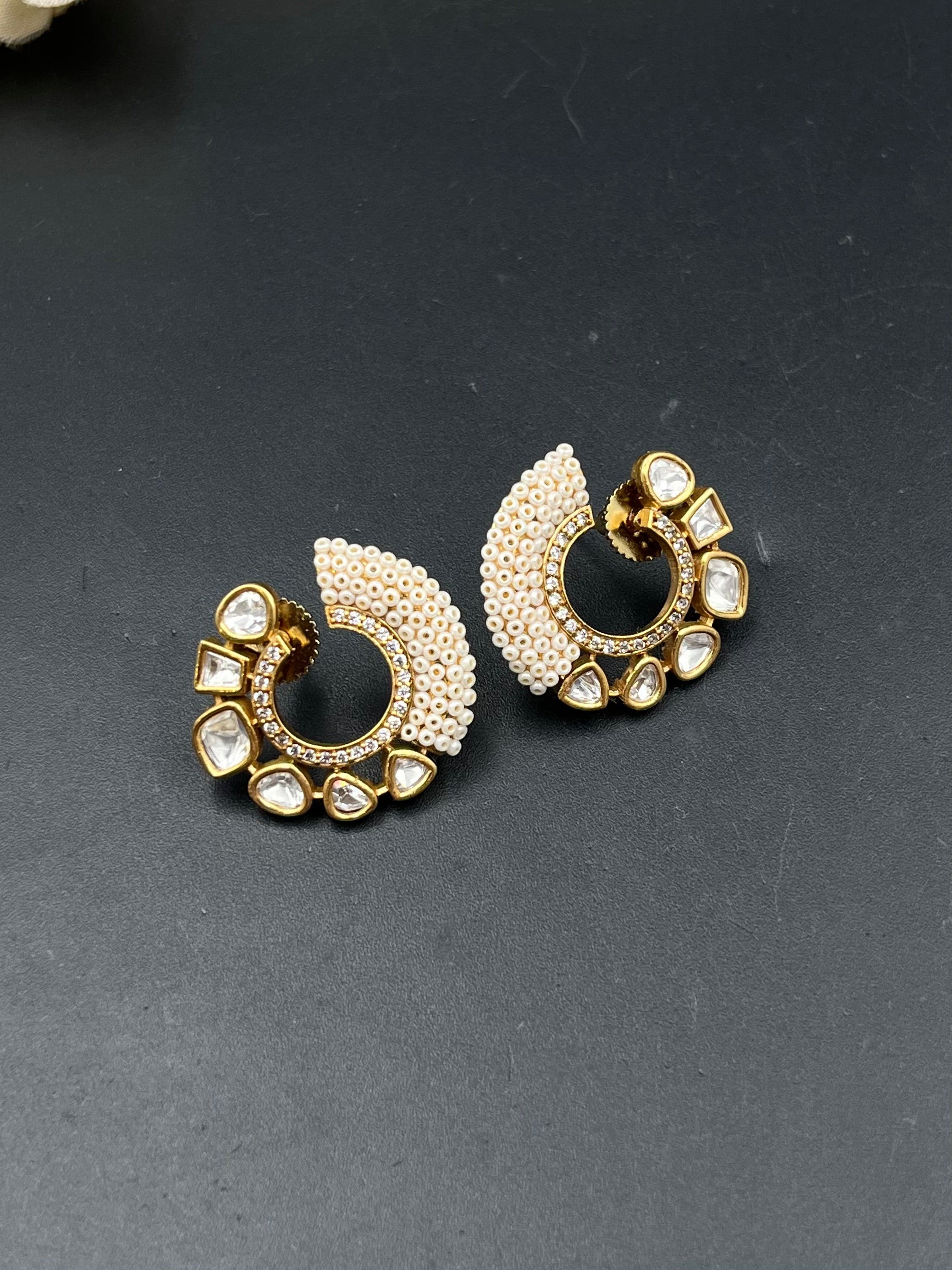 RIMA EARRING