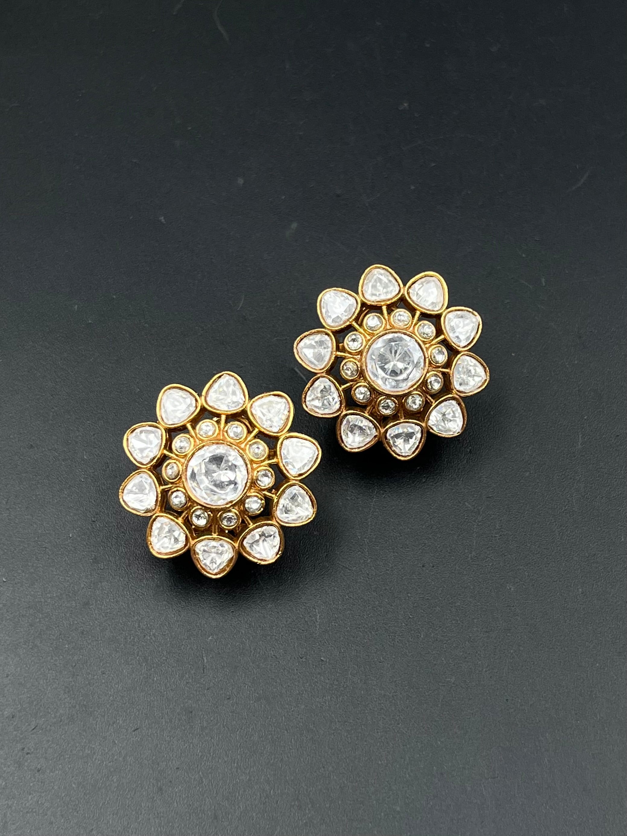 DIYANG EARRING