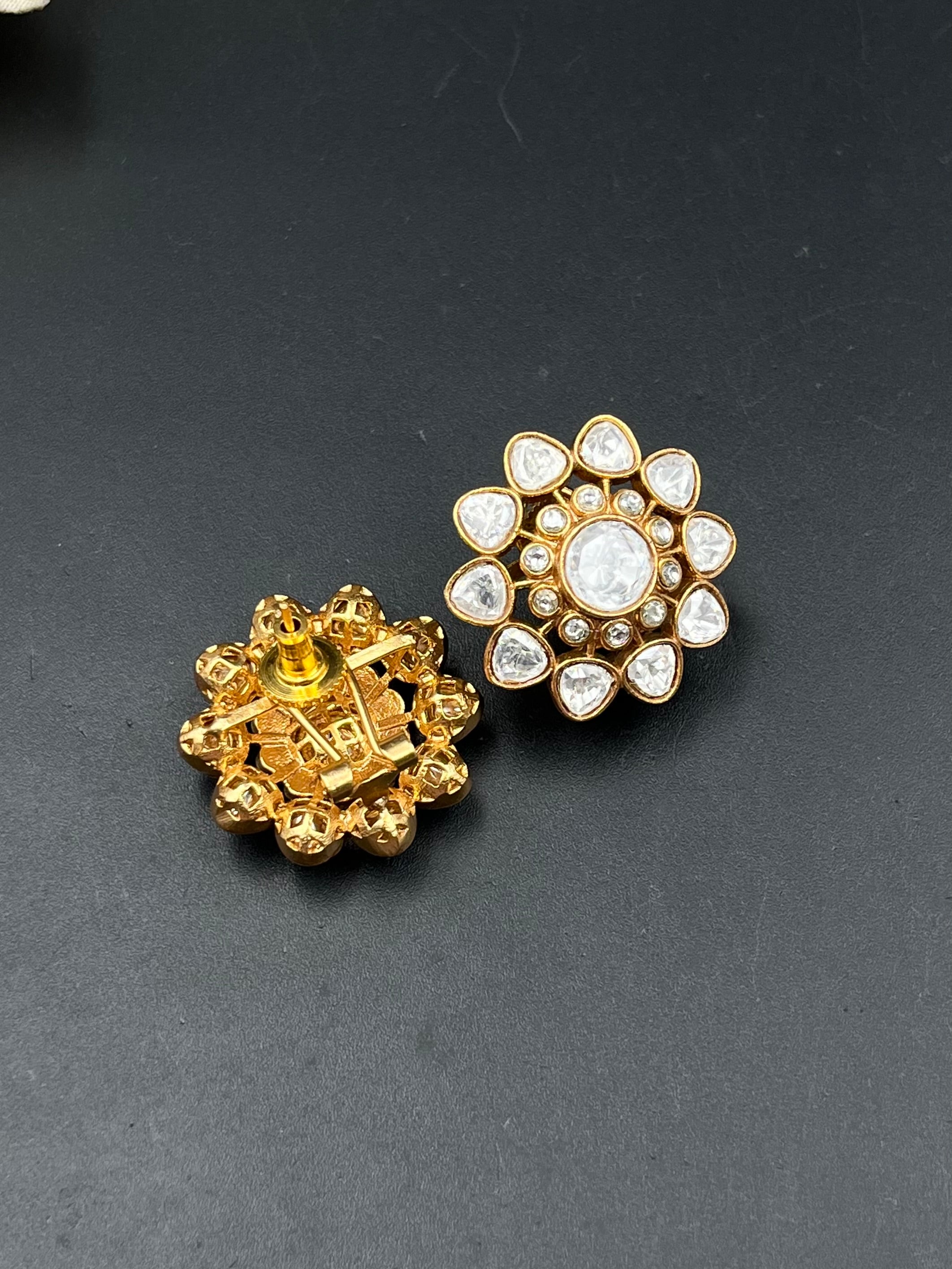 DIYANG EARRING