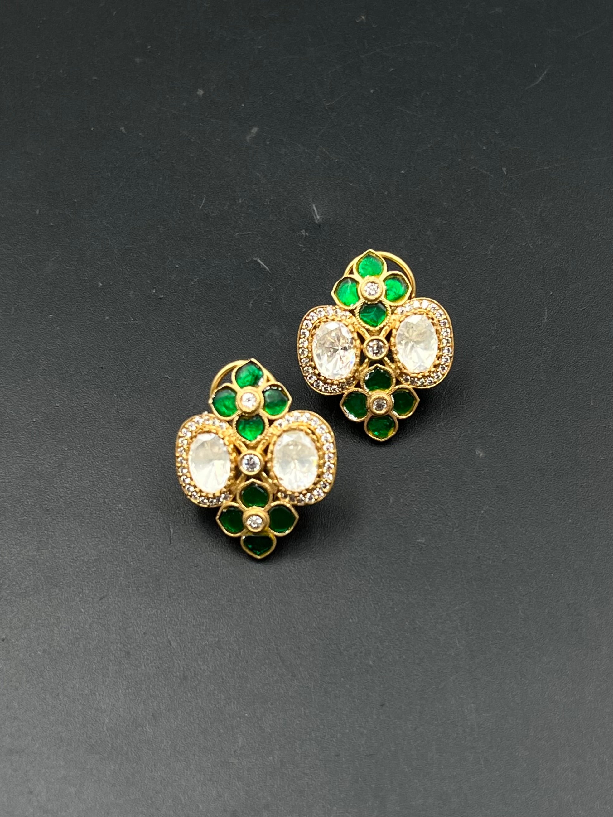JAYA EARRING