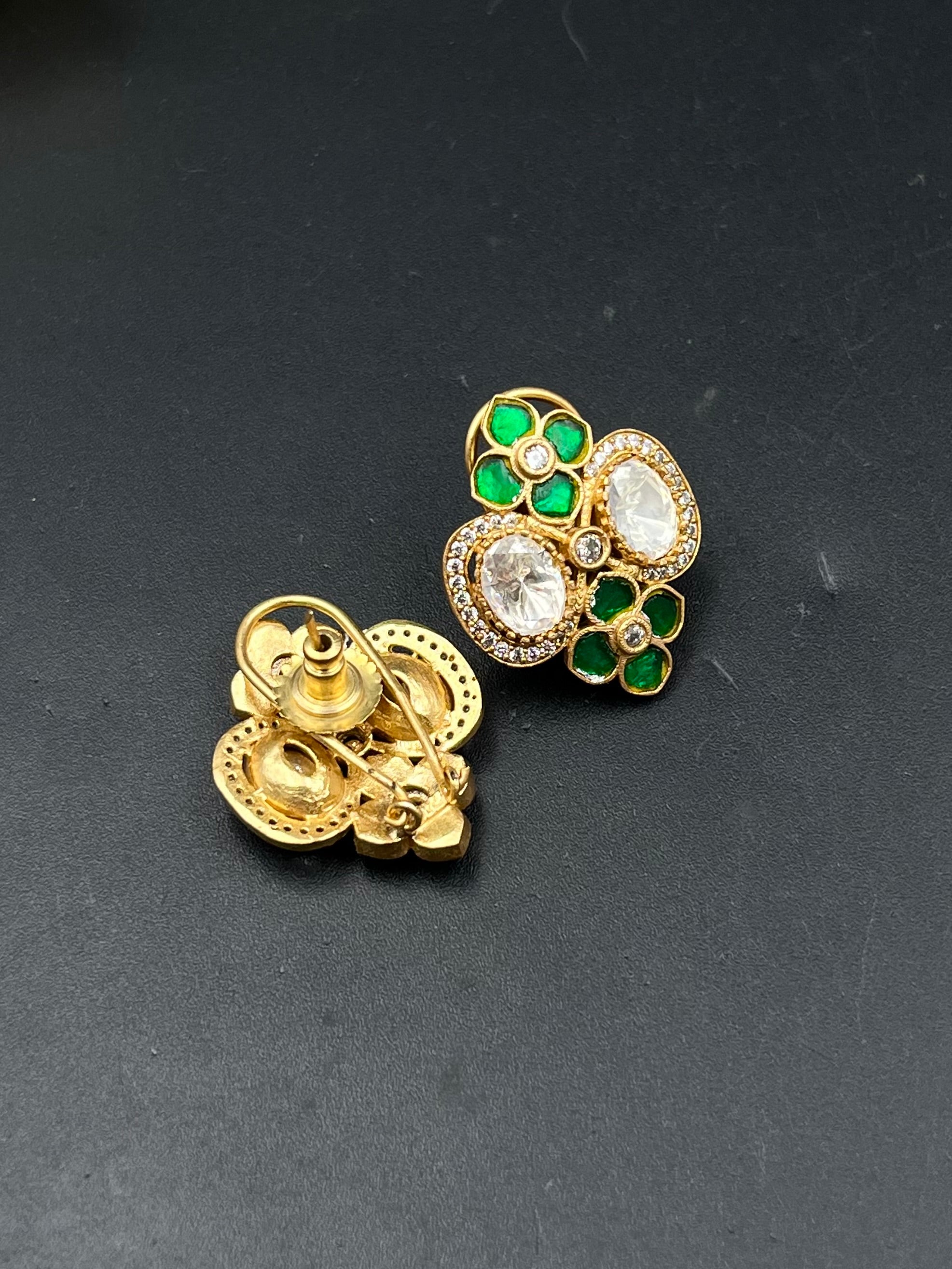 JAYA EARRING
