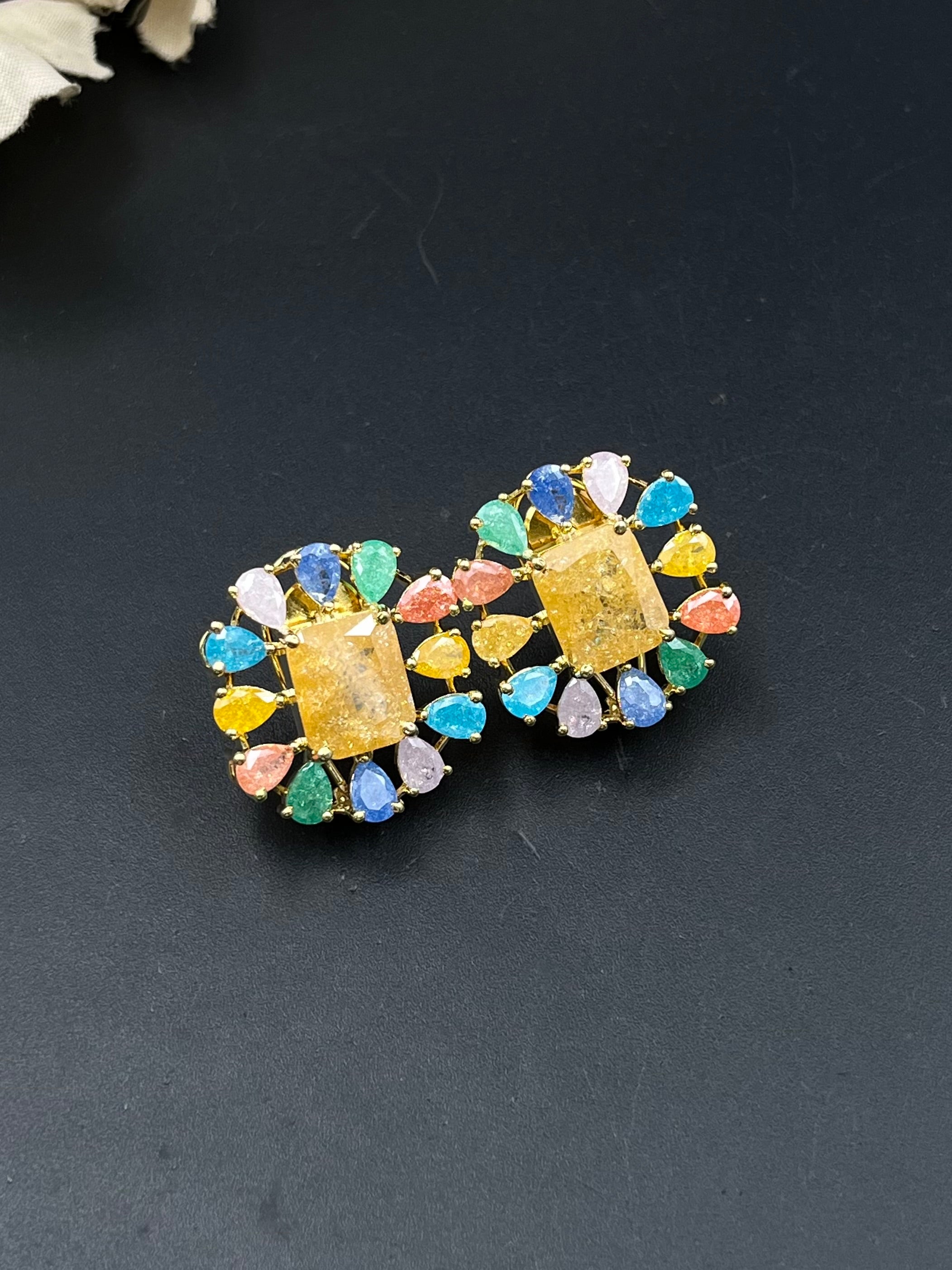 DIKSHU EARRING