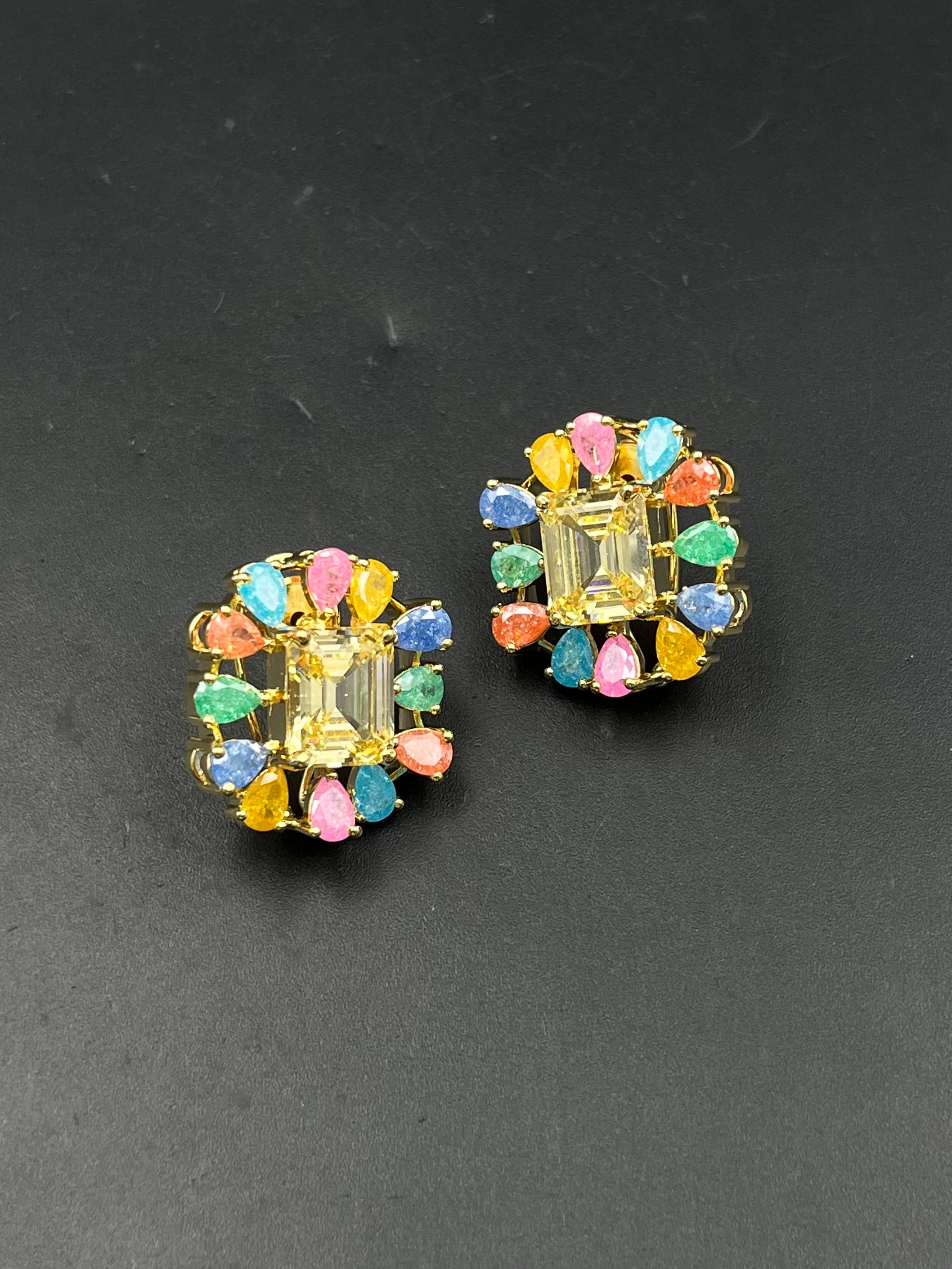DIKSHU EARRING