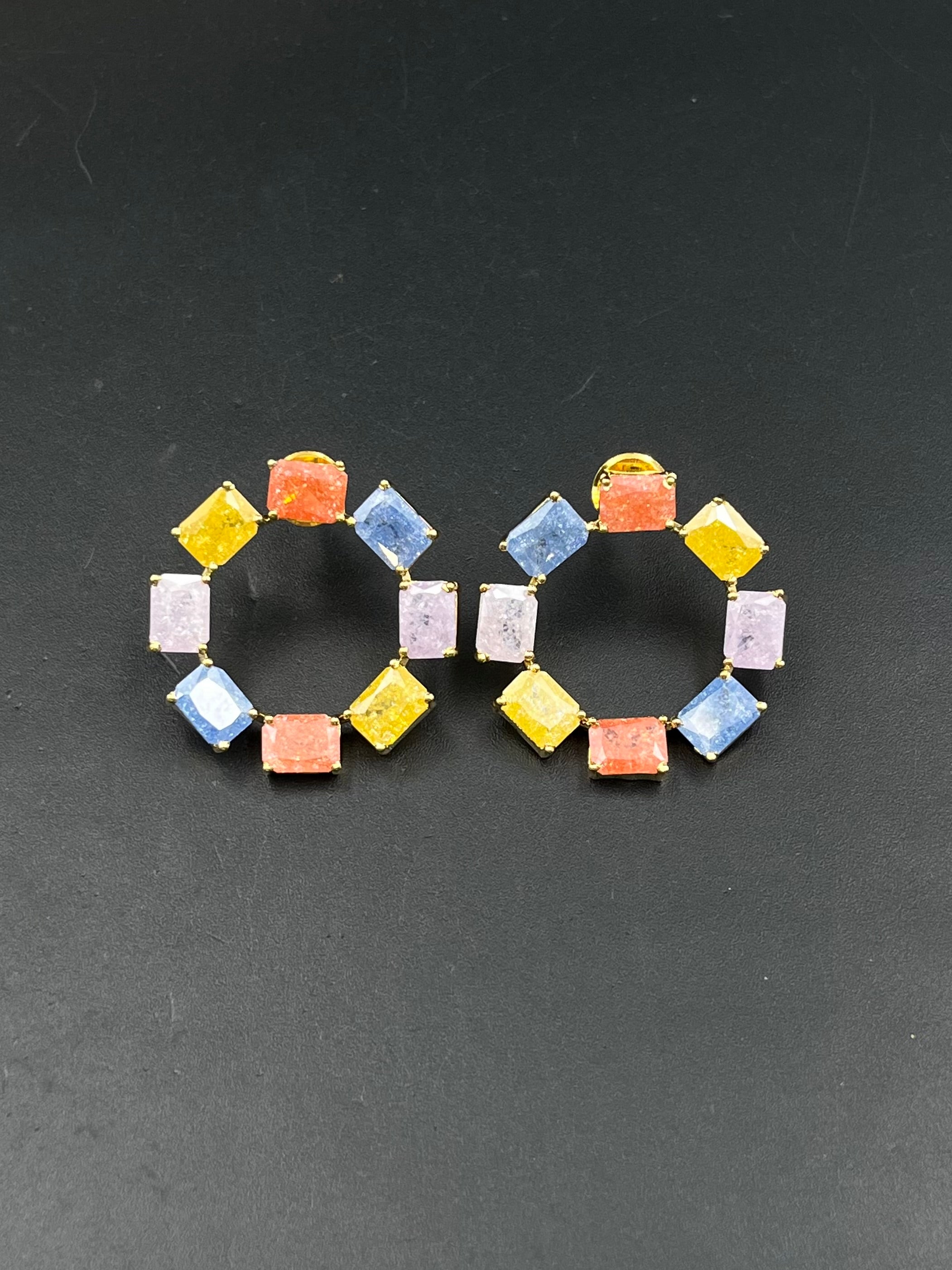 TASU EARRING
