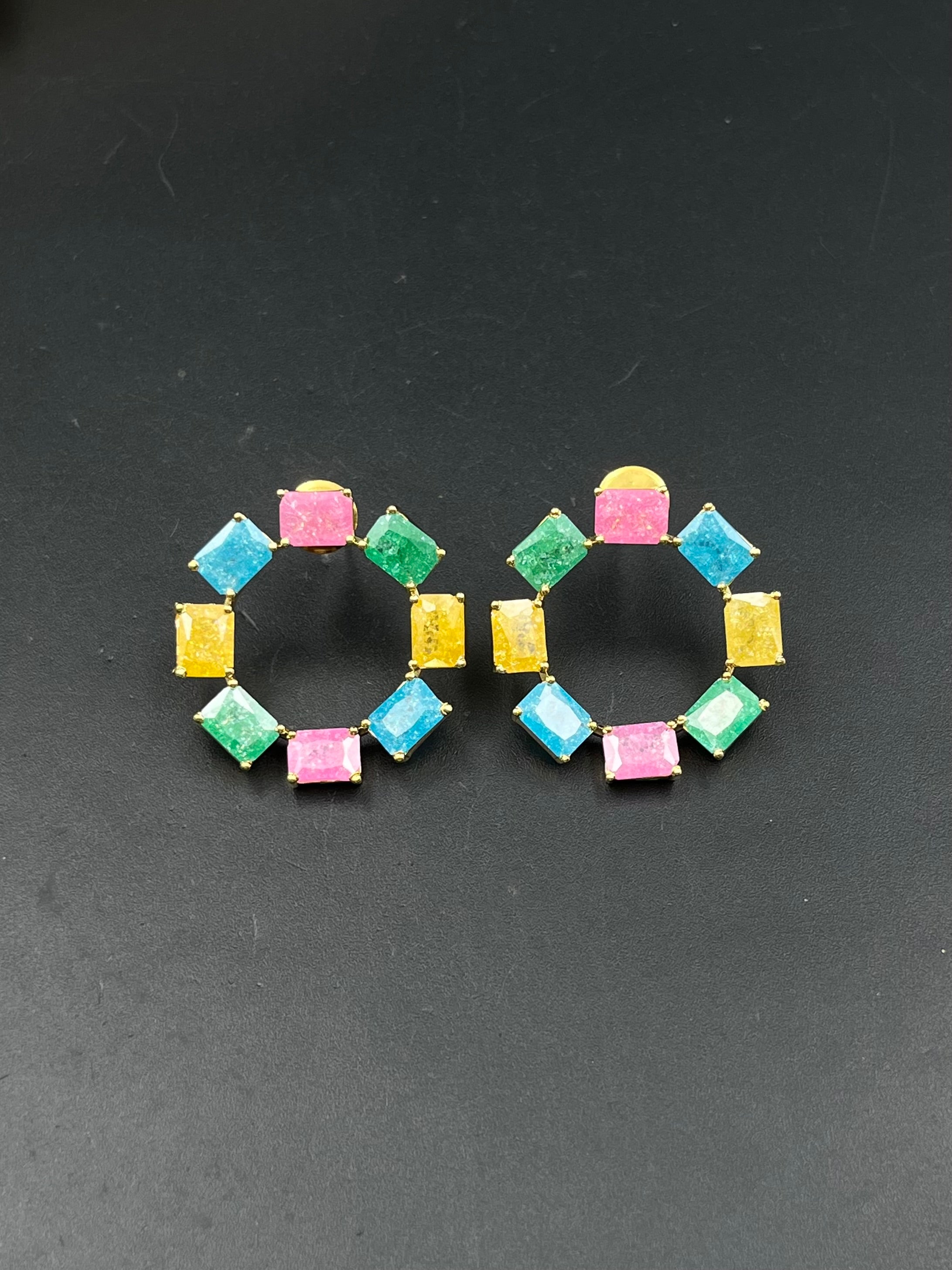 TASU EARRING