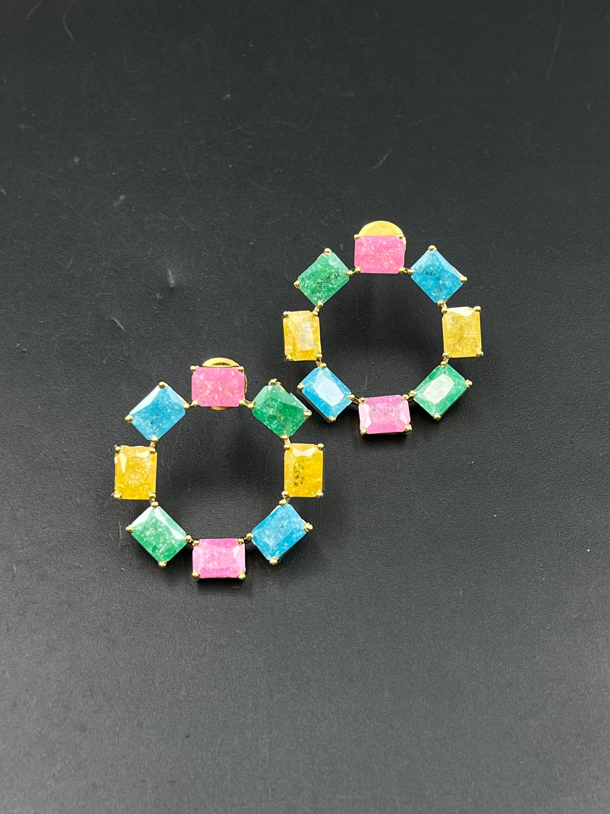 TASU EARRING